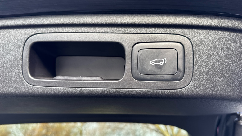 MG HS 1.5 T-GDI Trophy 5dr Petrol Hatchback